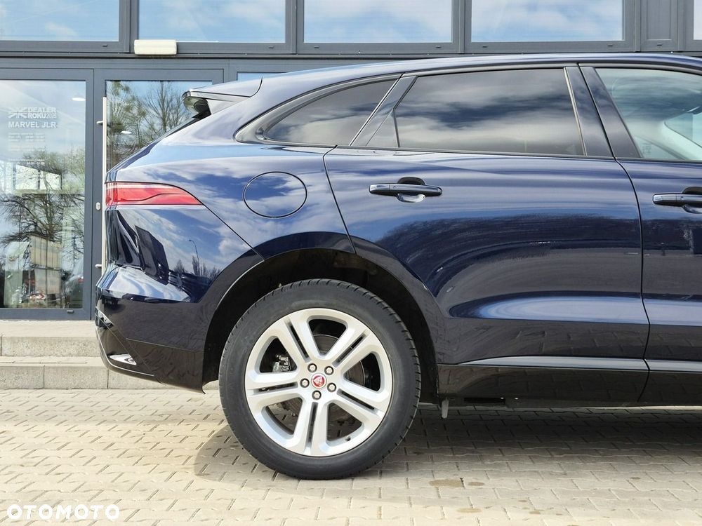 Jaguar F-Pace P250 AWD SE - 8