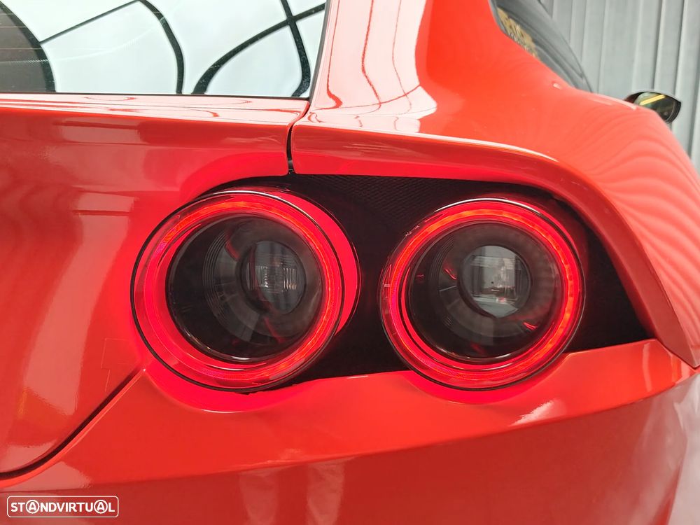 Ferrari GTC4 Lusso T - 39