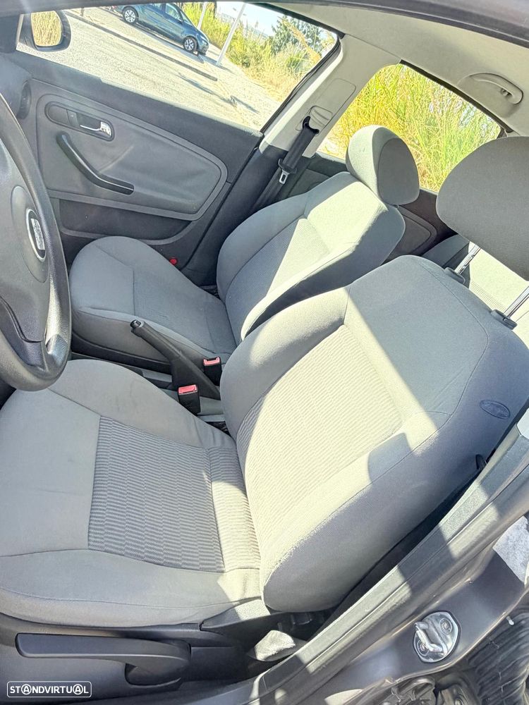SEAT Ibiza 1.2 12V Stella - 19