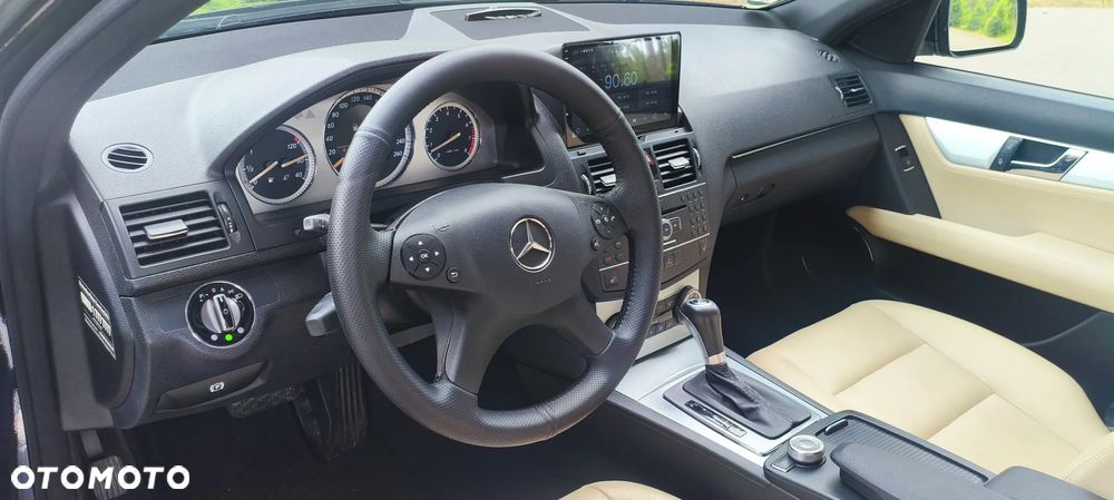 Mercedes-Benz Klasa C 280 7G-TRONIC Avantgarde - 14