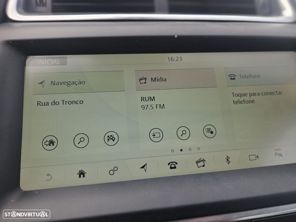 Jaguar E-Pace 2.0 i4D S - 14