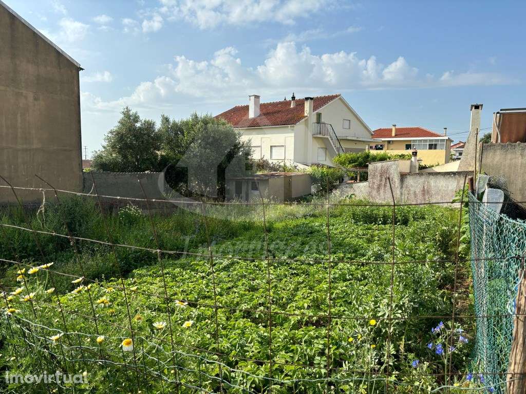 Terreno urbano com 325 m² na Portela da Azóia, Santa Iria de Azóia - Grande imagem: 5/7