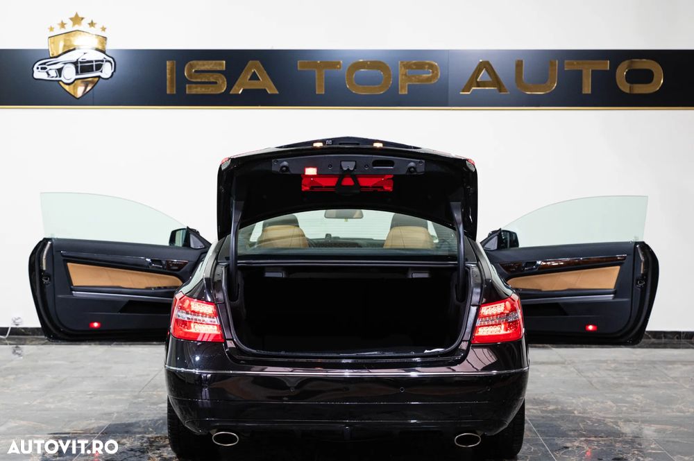 Mercedes-Benz E 350 CGI Coupe BlueEFFICIENCY 7G-TRONIC Avantgarde - 3