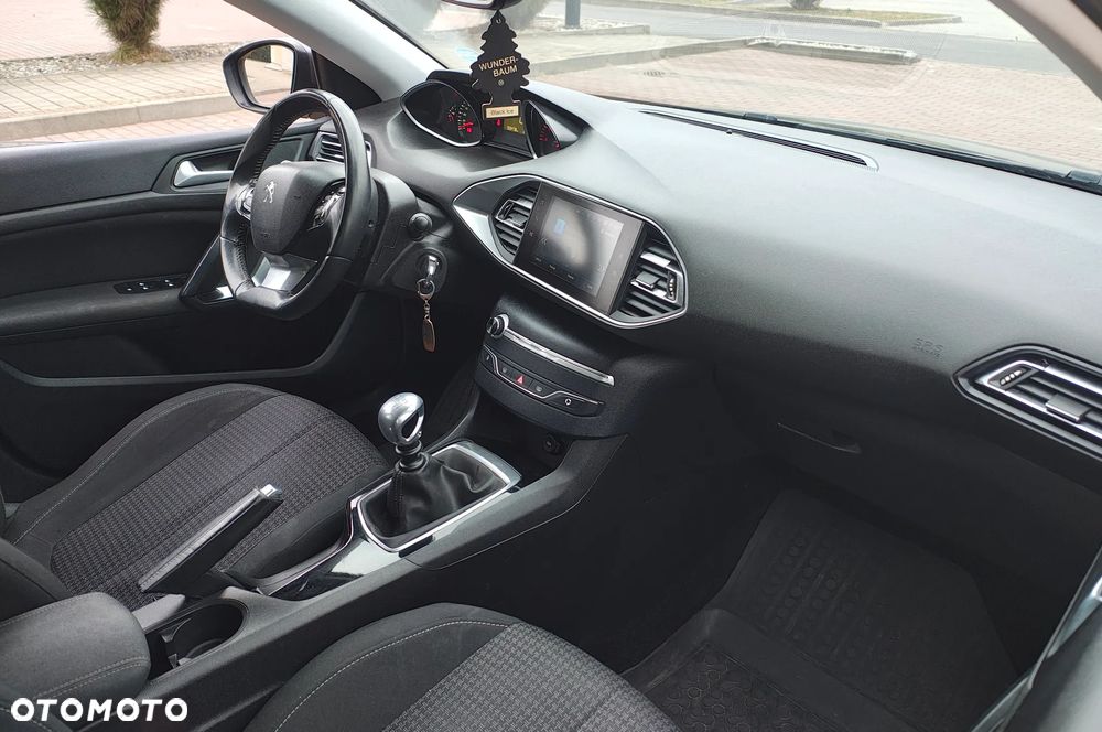 Peugeot 308 1.6 BlueHDi Active S&S - 27