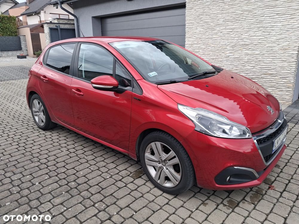 Peugeot 208 1.2 PureTech GPF Signature S&S - 7