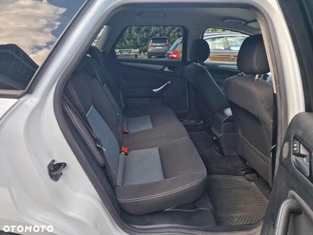 Ford Mondeo 2.0 TDCi Champions Edition - 19