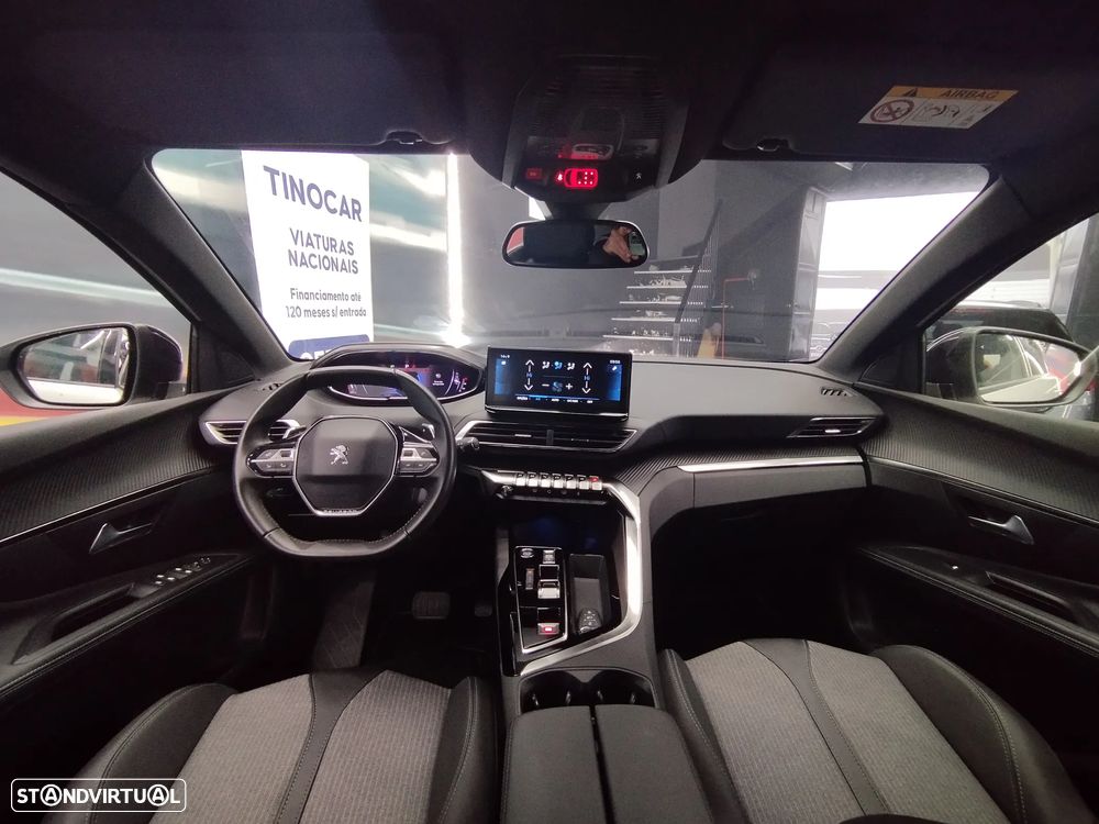 Peugeot 5008 1.2 PureTech Allure EAT8 - 18