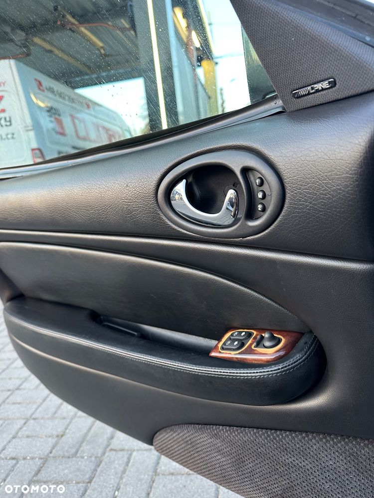 Jaguar XK8 - 10
