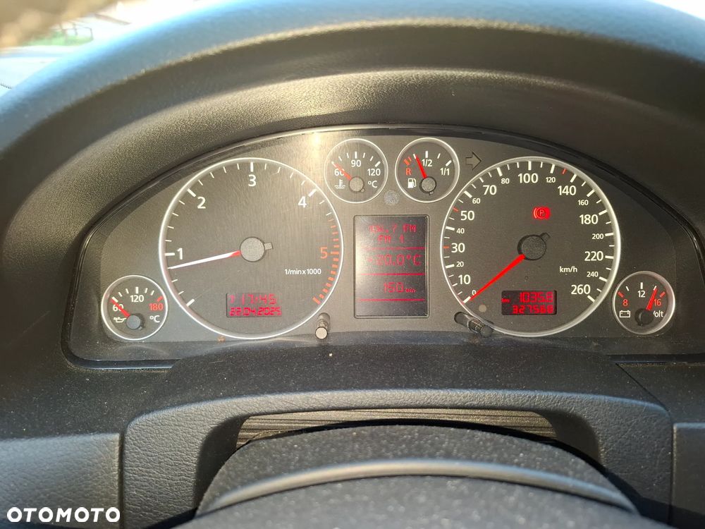 Audi A6 Avant 2.5 TDI - 20