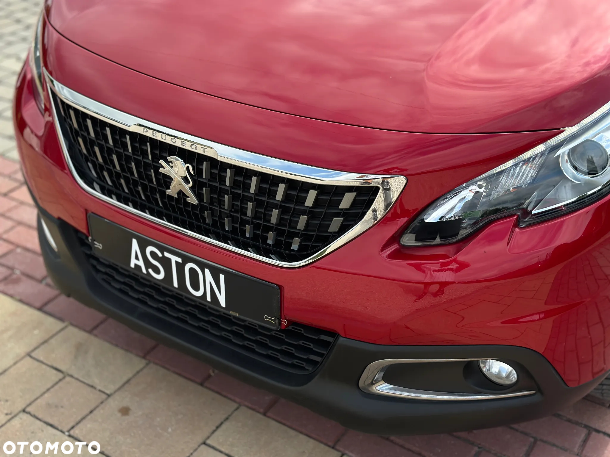 Peugeot 2008 PureTech 110 Stop&Start Style - 13