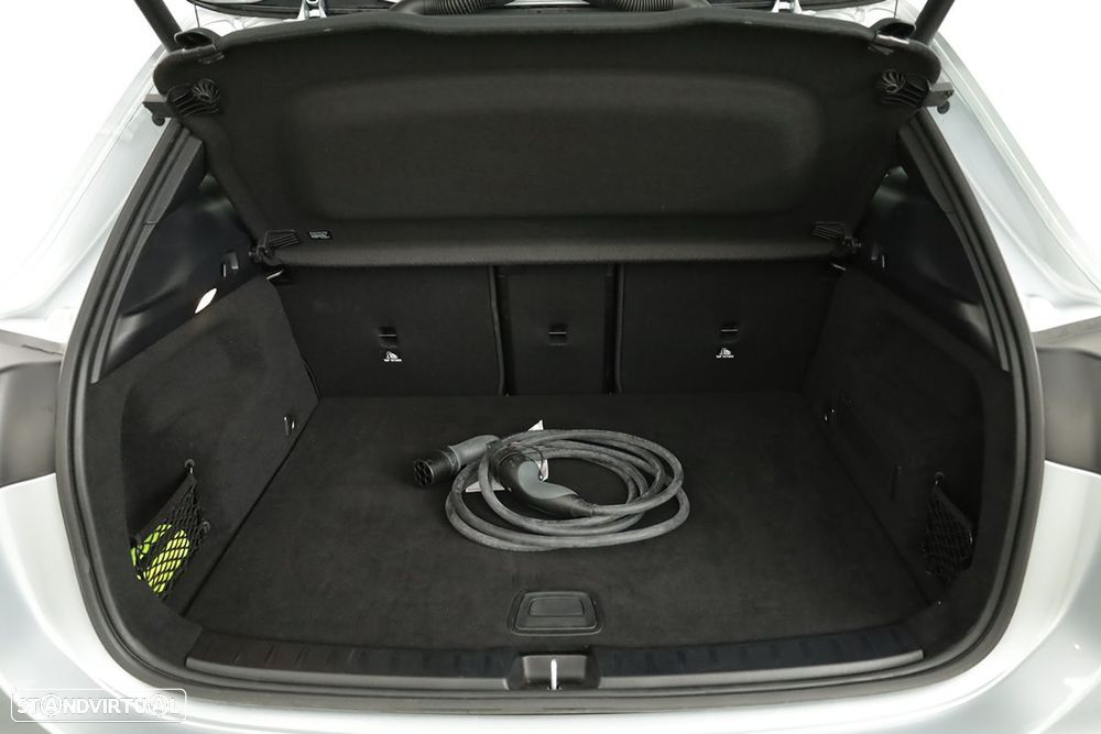 Mercedes-Benz EQA 250+ Progressive - 19