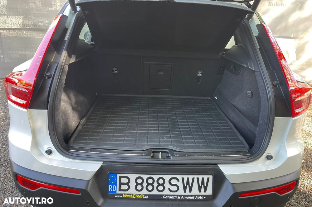 Volvo XC 40 T5 AWD R-Design - 9
