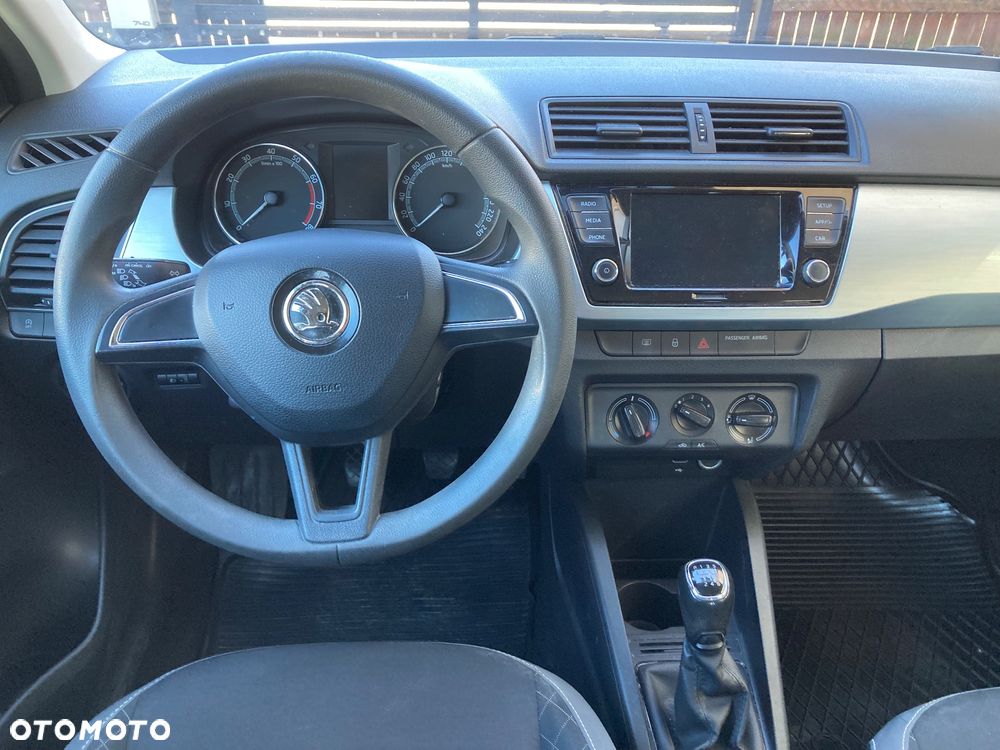 Skoda Fabia 1.0 TSI Ambition - 6
