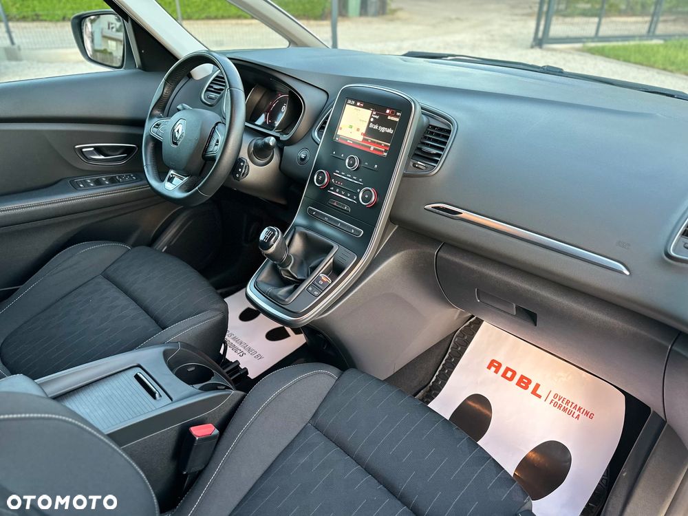 Renault Scenic - 19