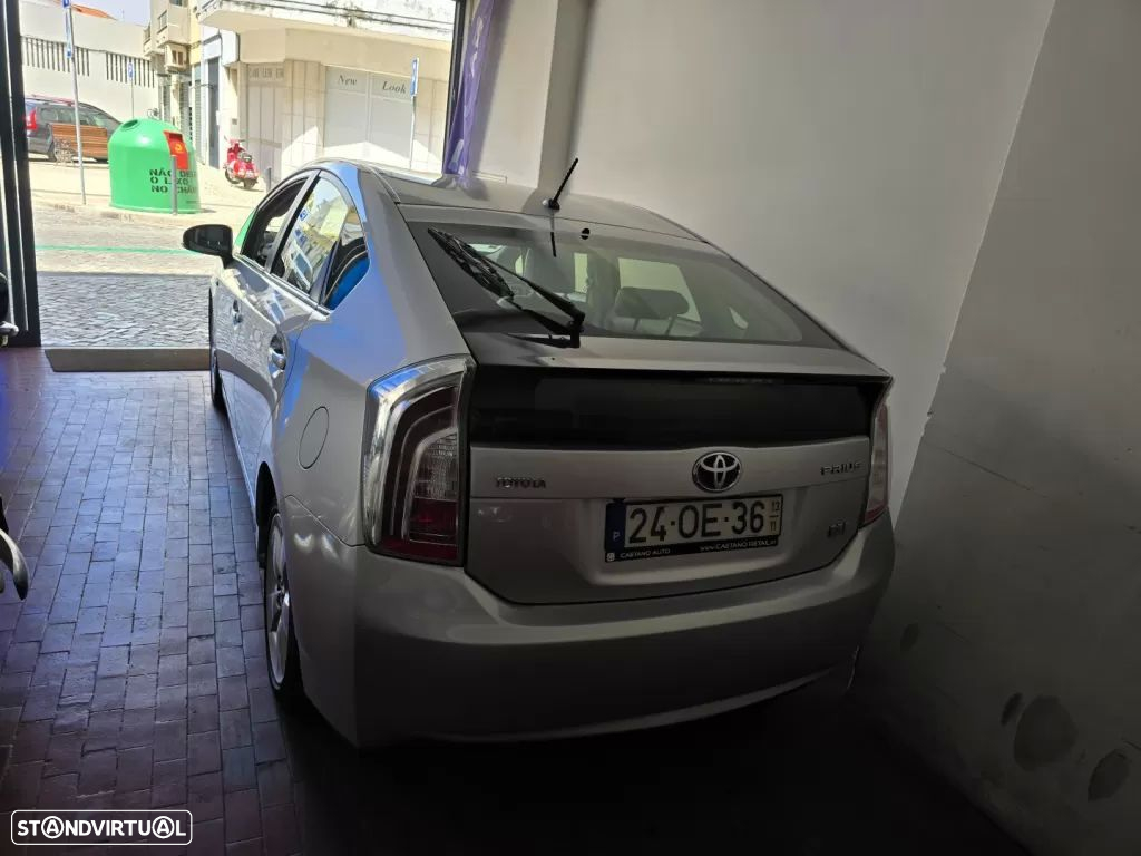 Toyota Prius 1.8 Exclusive - 5