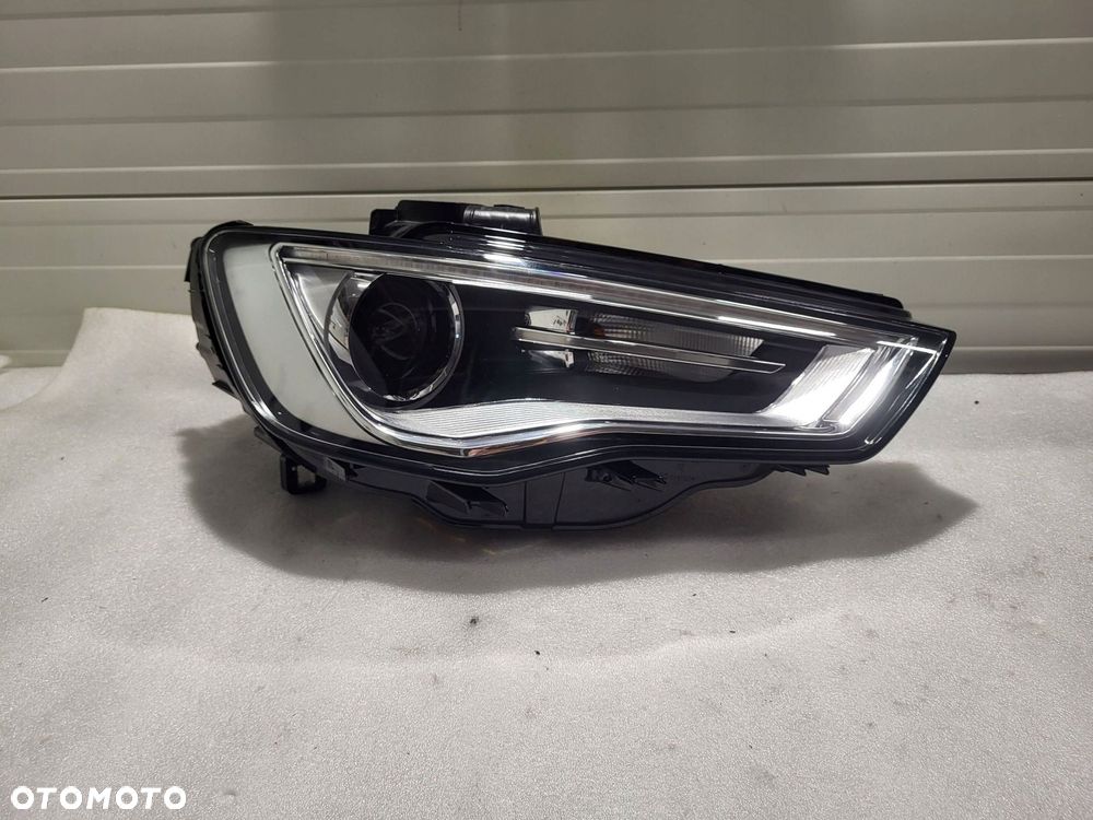 audi a3 8v sm xenon przód strona prawa 8v0941006 - 1