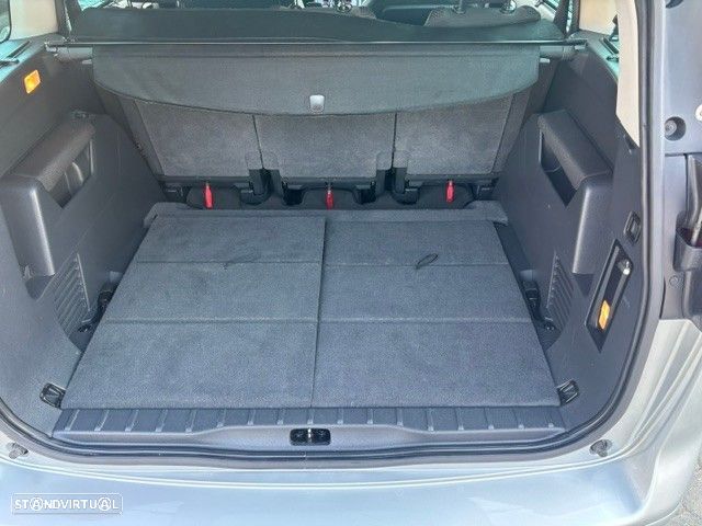 Peugeot 5008 1.6 HDi 7L Allure - 15