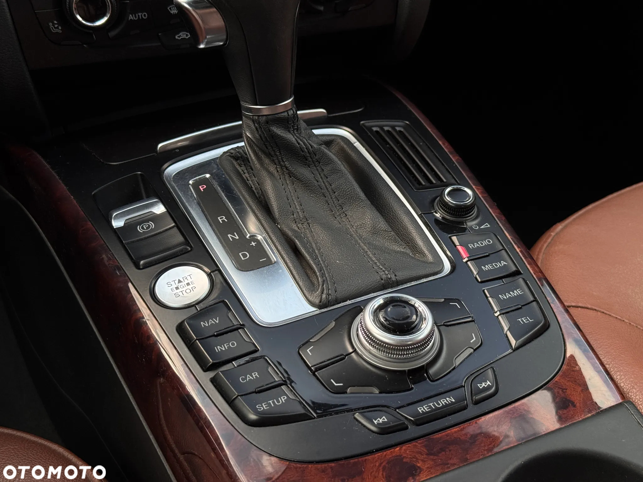 Audi A5 3.2 FSI Quattro S tronic - 27