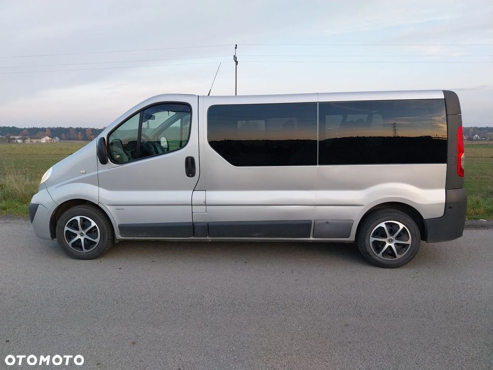 Opel Vivaro - 9