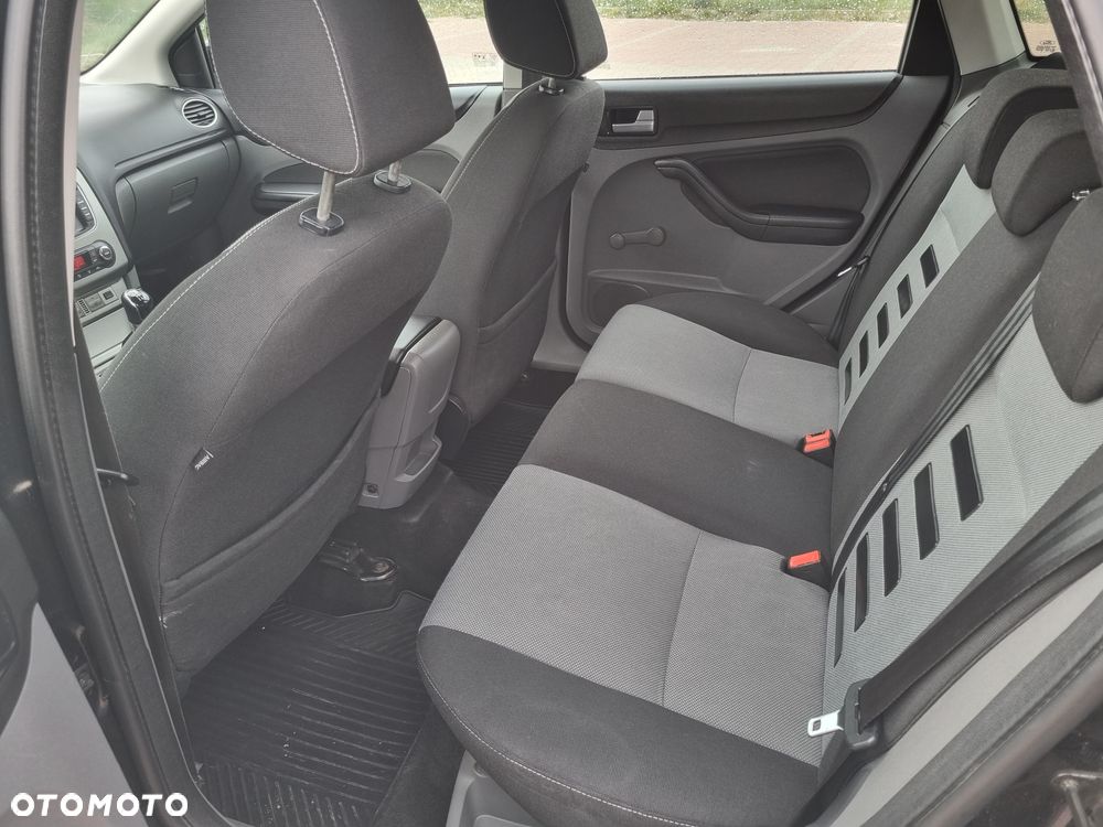 Ford Focus 1.8 TDCi Trend - 4