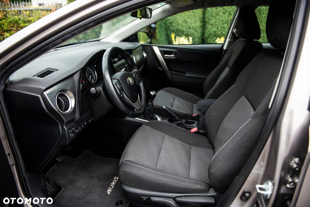 Toyota Auris 1.6 Valvematic Edition - 18