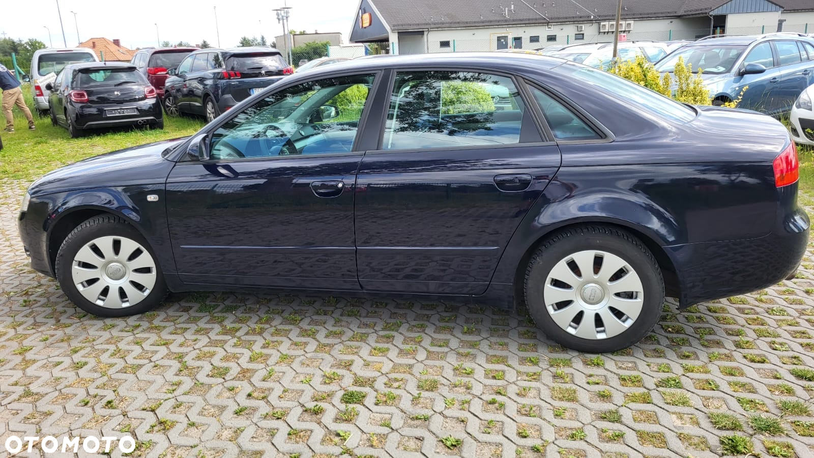 Audi A4 2.0 - 21