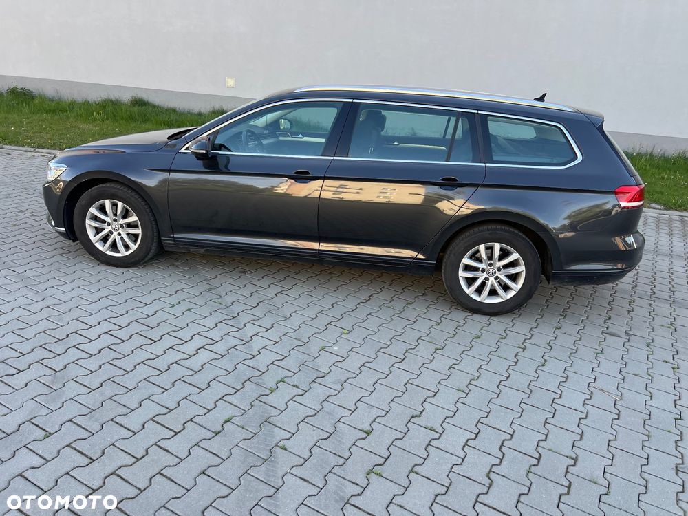 Volkswagen Passat 2.0 TDI (BlueMotion Technology) DSG Highline - 14