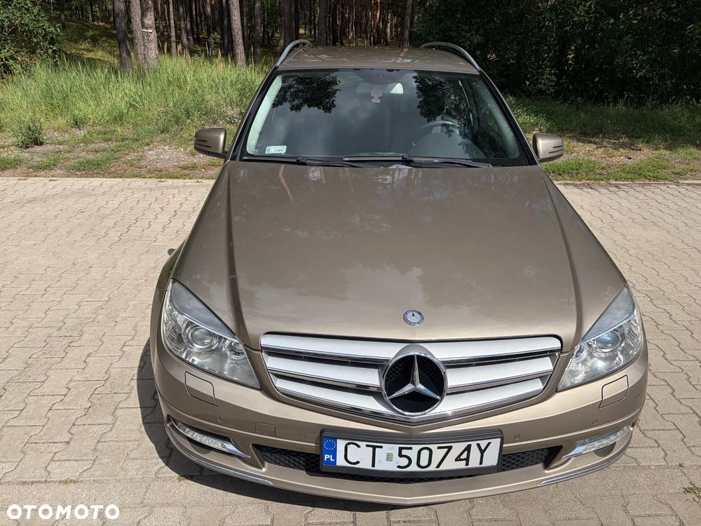 Mercedes-Benz Klasa C 180 CGI Automatik BlueEFFICIENCY Avantgarde - 3
