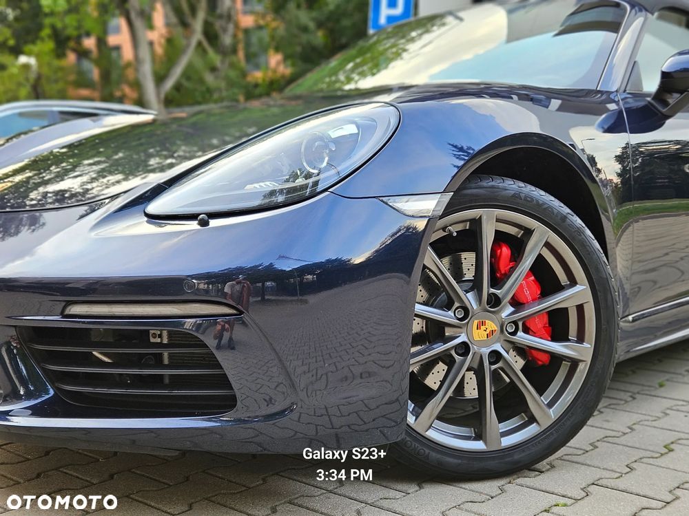 Porsche 718 Boxster - 1