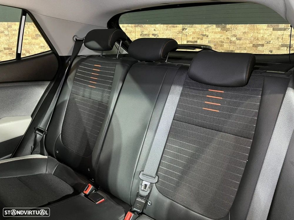 Kia Stonic - 16