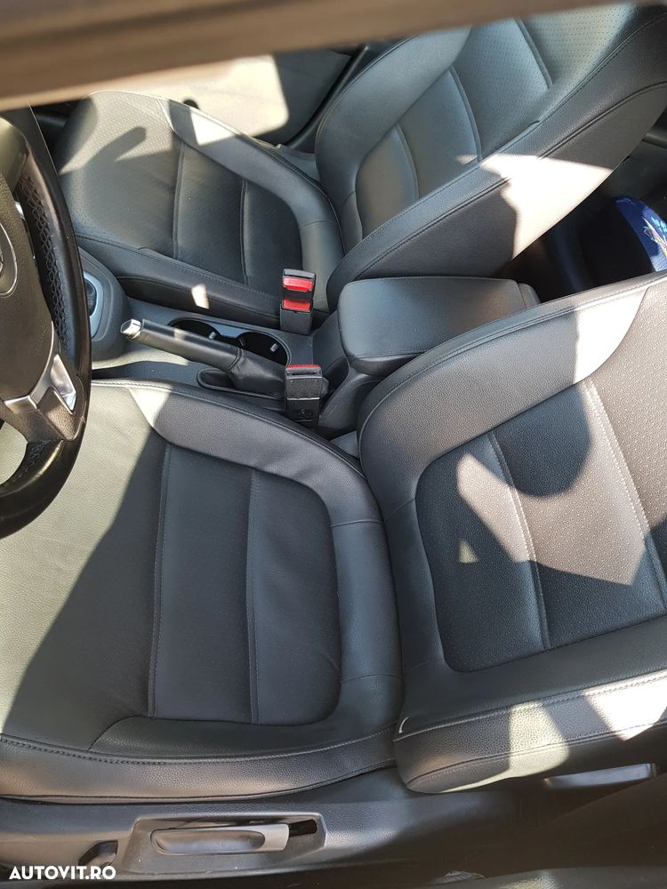 Volkswagen Jetta - 5