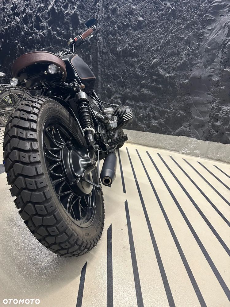 BMW R - 2