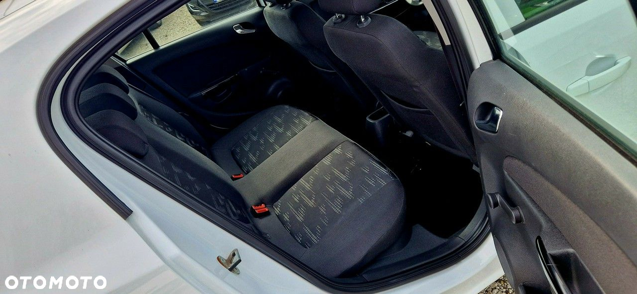 Opel Corsa - 20