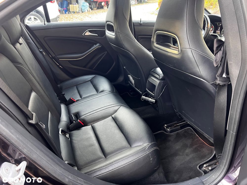 Mercedes-Benz CLA 45 AMG 4-Matic - 4