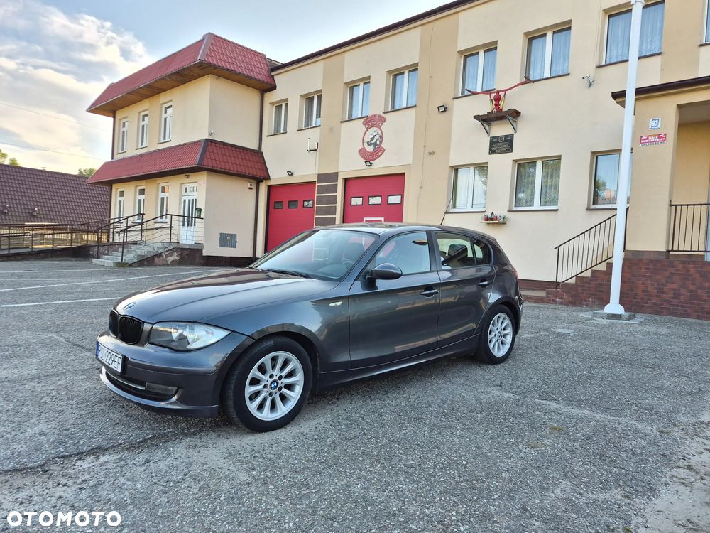 BMW Seria 1 - 13