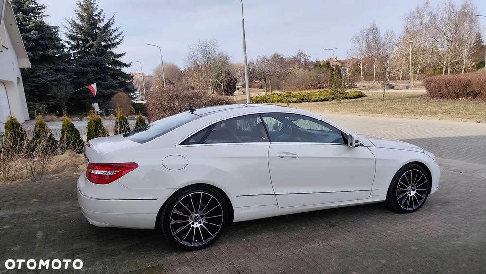 Mercedes-Benz Klasa E 320 CDI Avantgarde - 21