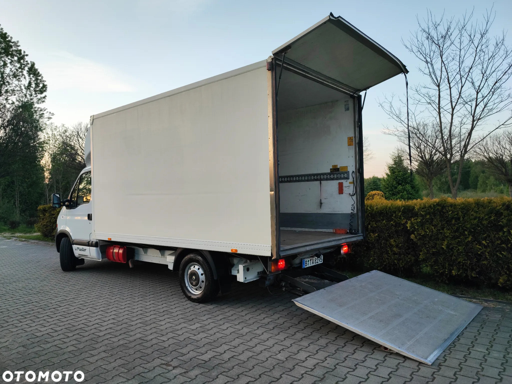 Renault Master 120 KONI 2.5 - 5