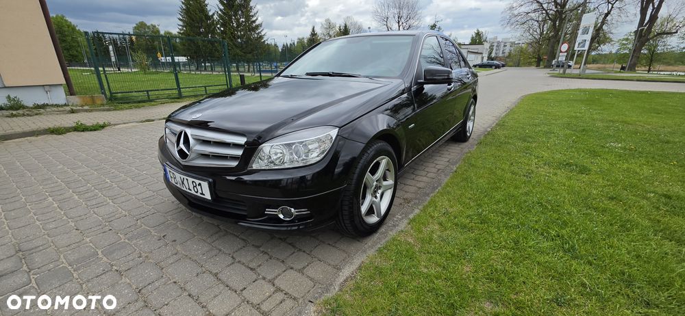 Mercedes-Benz Klasa C 180 BlueEFFICIENCY - 2