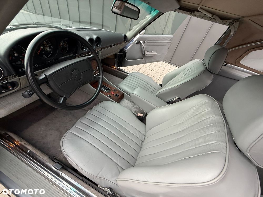 Mercedes-Benz SL - 11