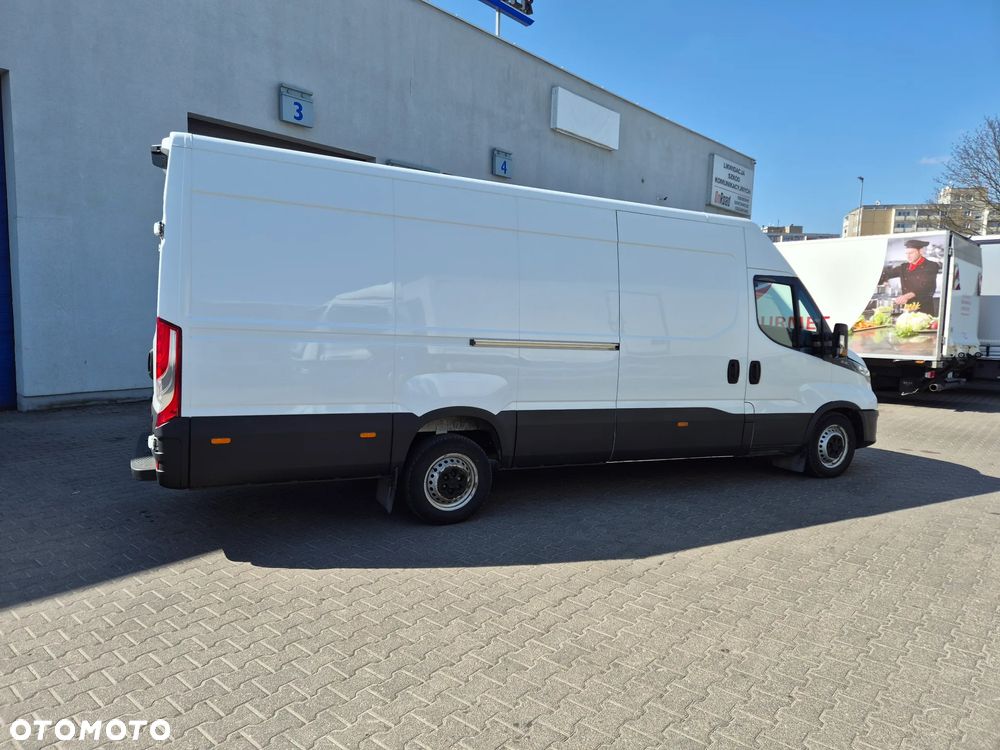 Iveco 35S16V (32727) - 9