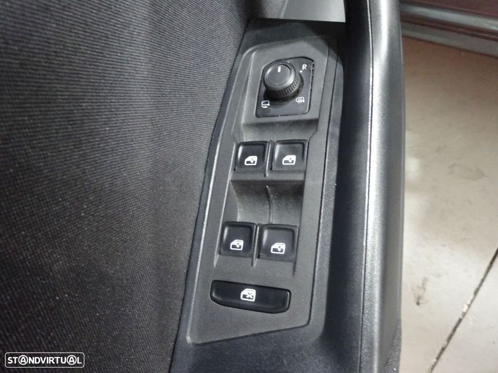 VW T-Roc 1.0 TSI Life - 9