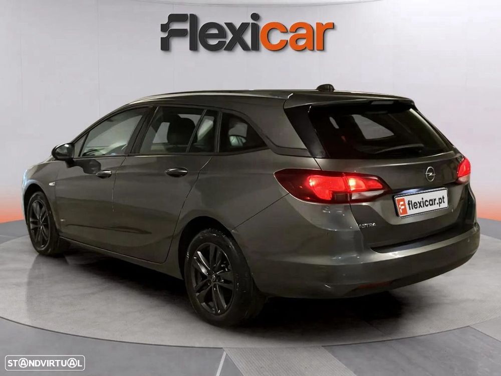 Opel Astra Sports Tourer - 5