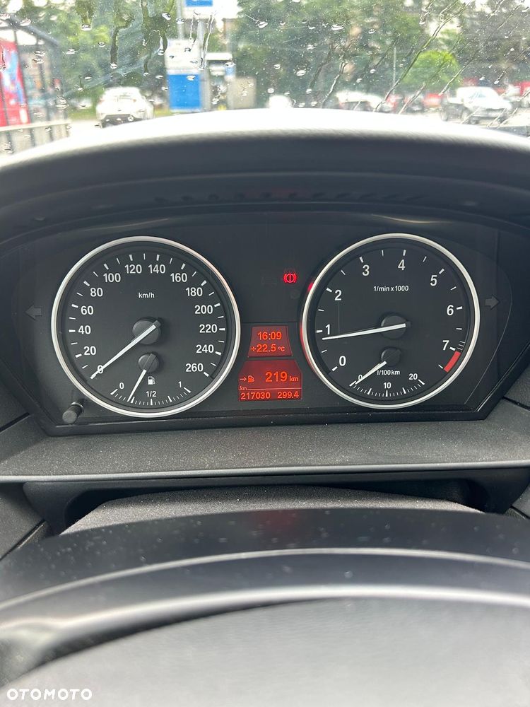 BMW Seria 5 - 10