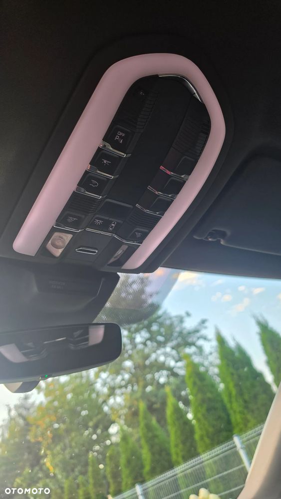 Porsche Macan T - 23