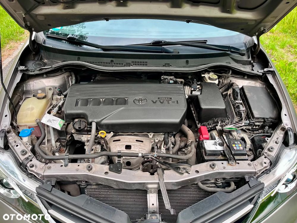 Toyota Auris 1.33 VVT-i Active - 10
