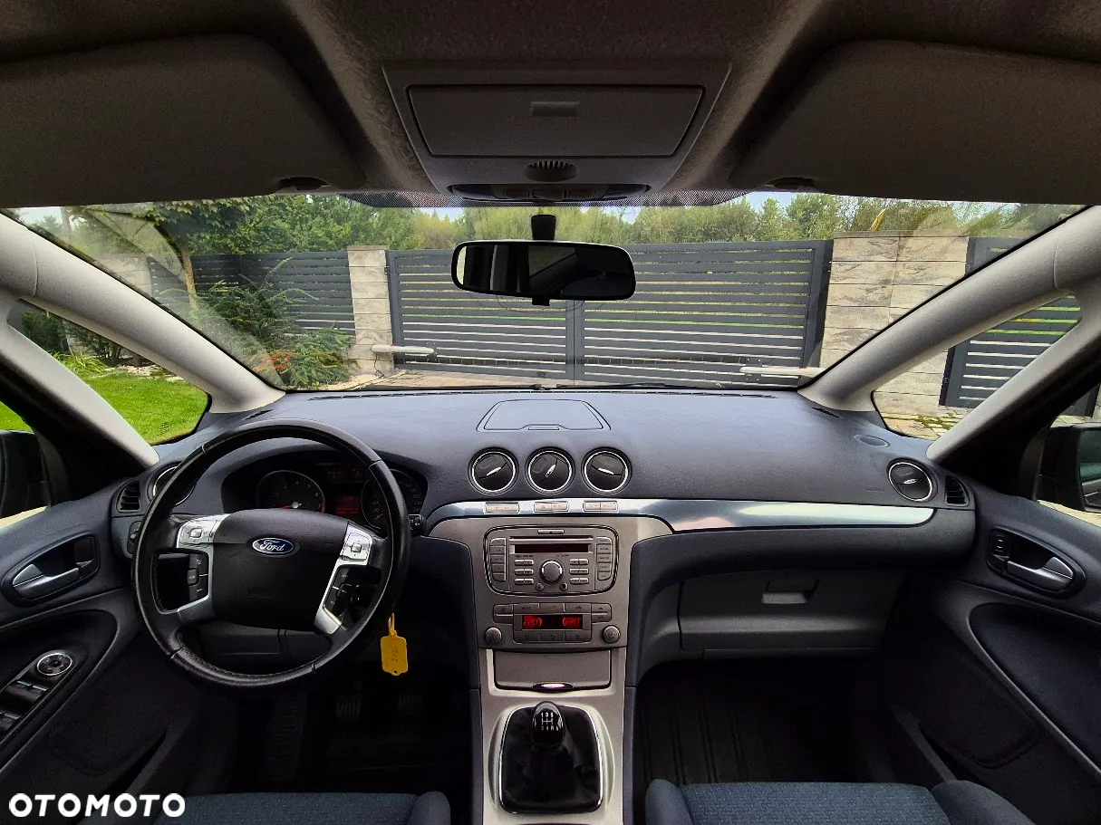 Ford S-Max - 25
