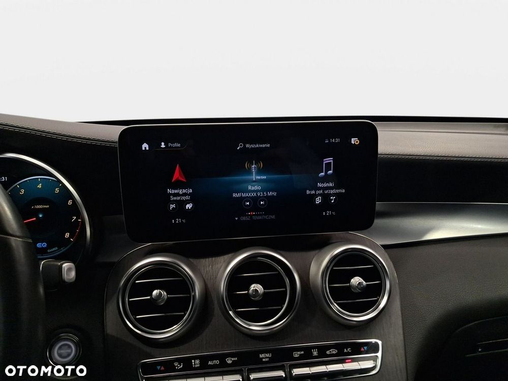Mercedes-Benz GLC - 21