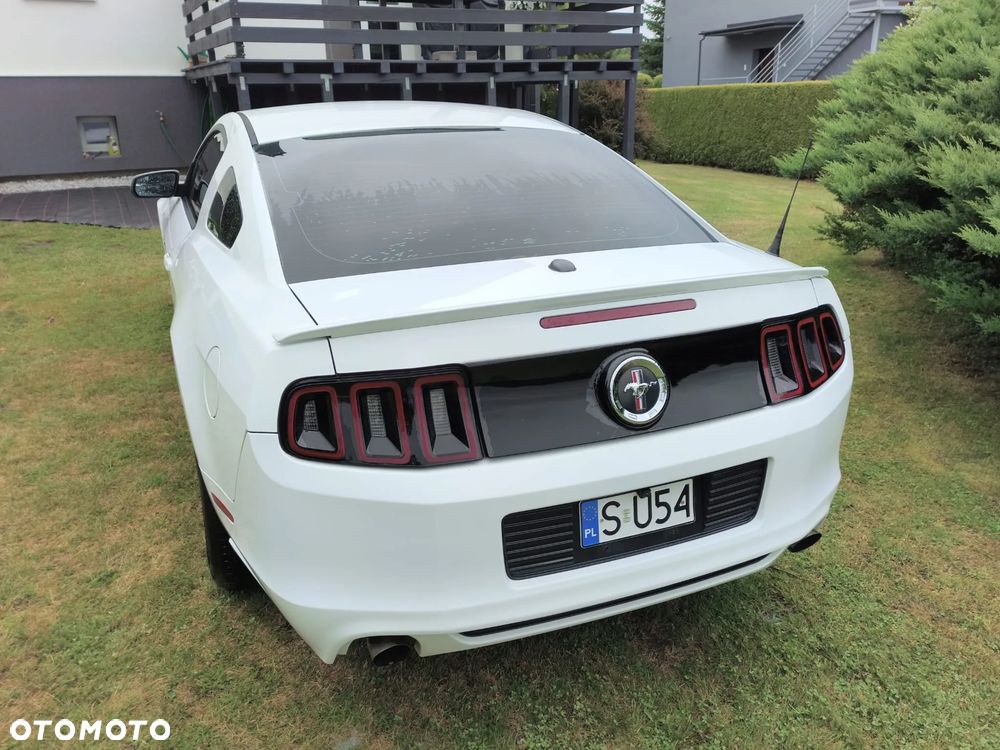 Ford Mustang - 5