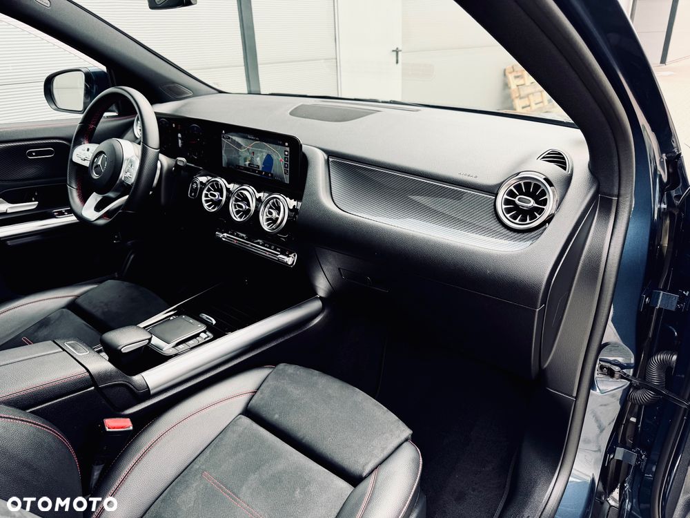 Mercedes-Benz GLA 200 d 8G-DCT AMG Line - 27