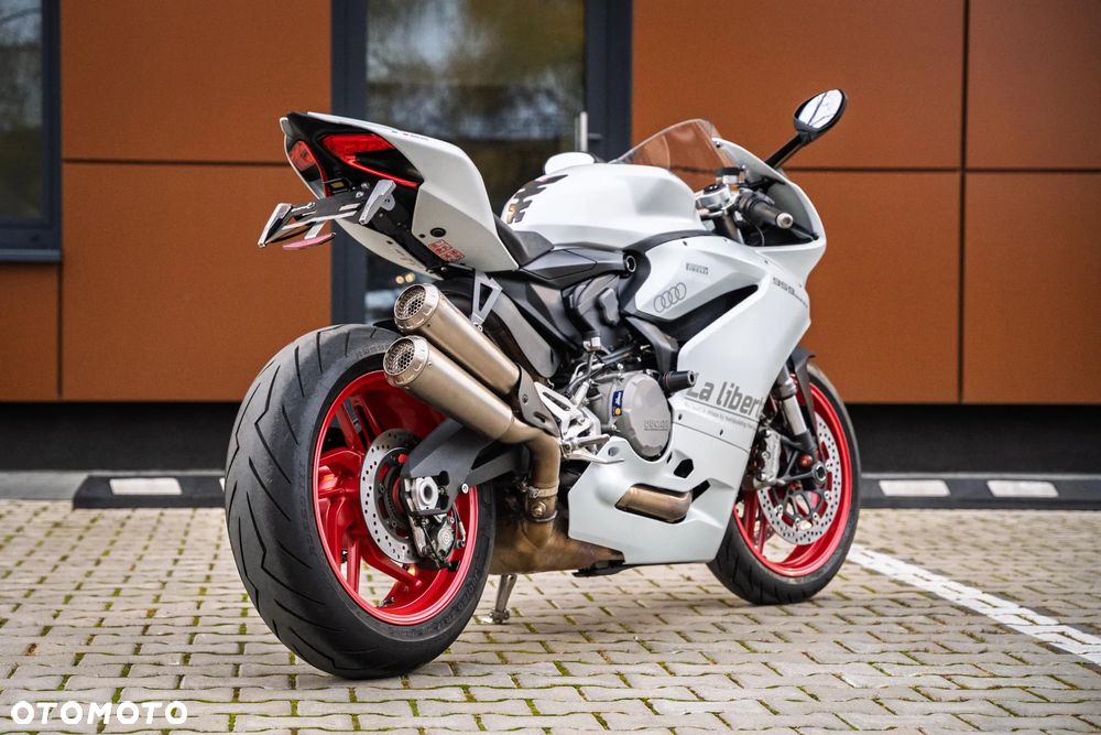 Ducati 959 Panigale - 2